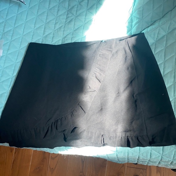 NWT SHEIN Skort - Picture 1 of 3